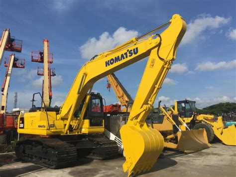 china excavator pc 200 komatsu|kapasitas bucket excavator pc 200.